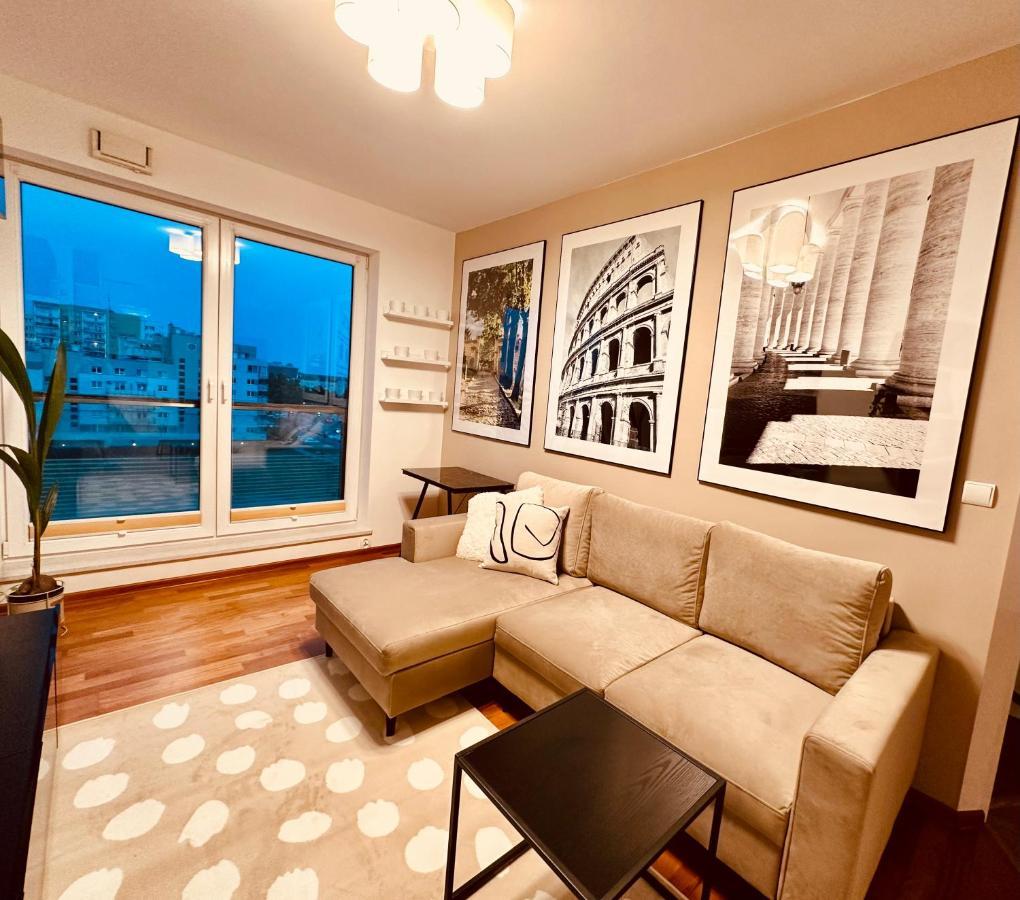 Jardin Apartment Ursynow Varşovia Exterior foto